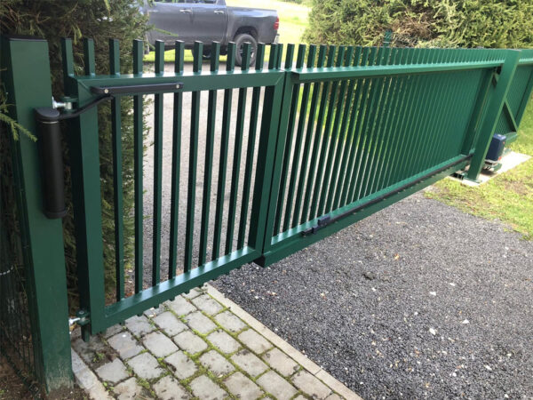 Fences and gates construction - Image 8